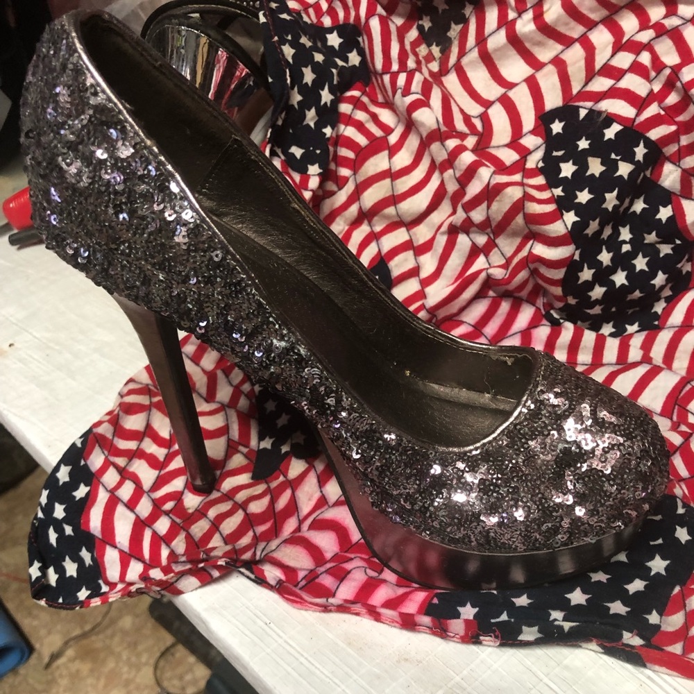 Purple sequins platforms